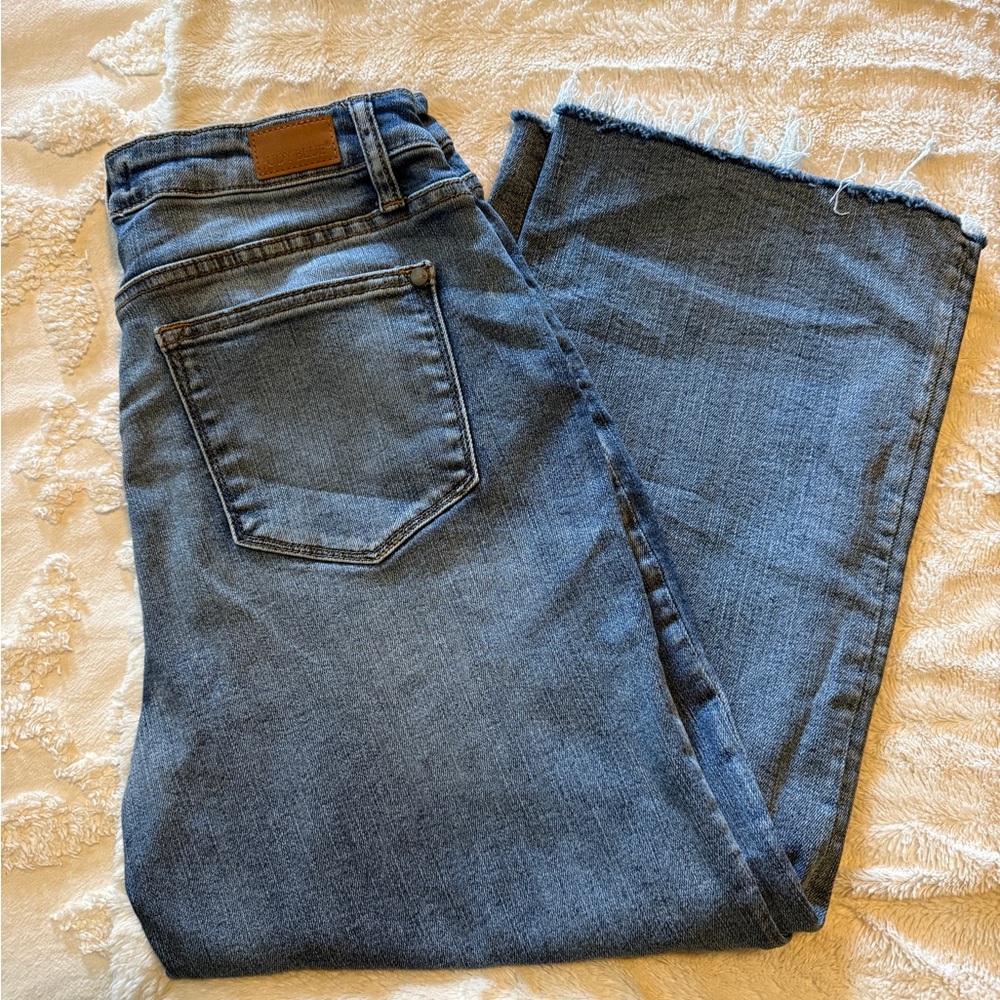 Judy Blue wide leg cropped jeans